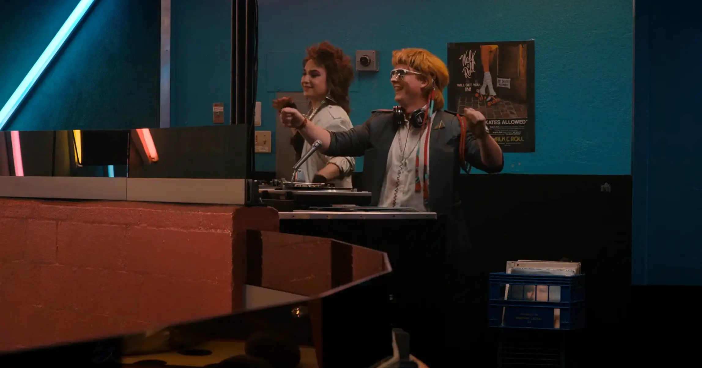 4 сезон 2 серия - Очень странные дела 4 сезон смотреть онлайн бесплатно в хорошем качестве